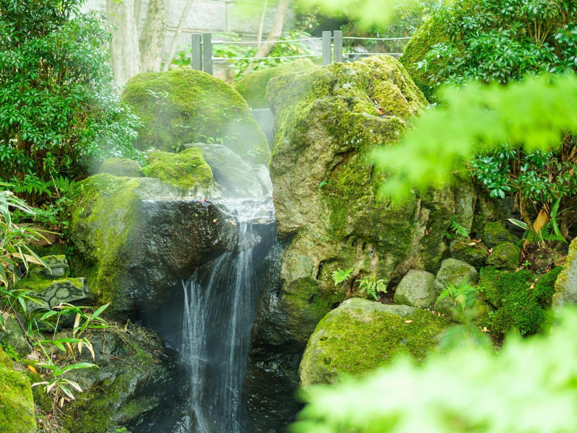 Yufuin Rakuyu Hotell Exteriör bild