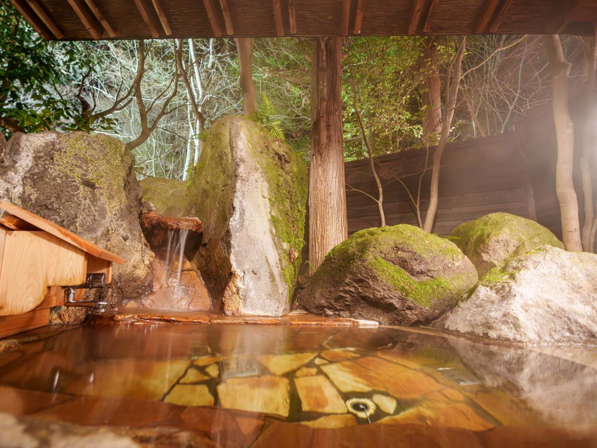 Yufuin Rakuyu Hotell Exteriör bild